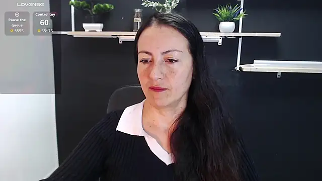 Snapshot of Lauryn_Jones chatting on 14, 5, 2026 Lauryn Jones online show from 14, 5, 2026