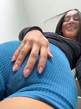 Brunettecollins05 online show from 31, 1, 2026