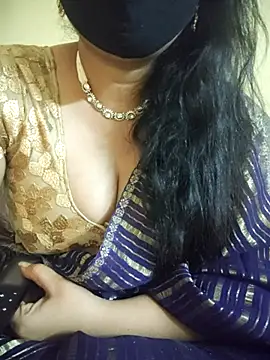 mouni499 online show from 7, 4, 2026