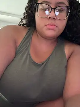 Snapshot of janellxo chatting on 29, 7, 2026 janellxo online show from 29, 7, 2026