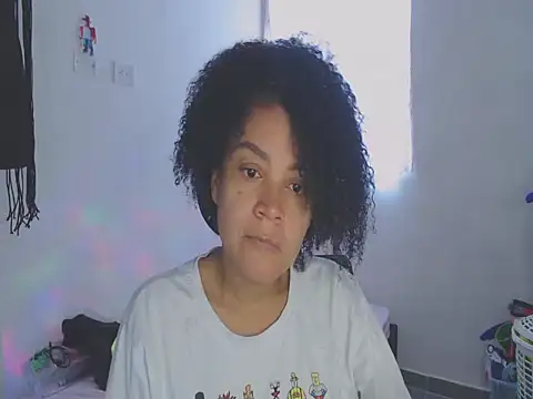 Snapshot of shayna_cute chatting on 31, 5, 2026 shayna cute online show from 31, 5, 2026