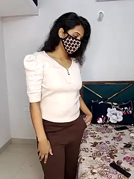 Snapshot of ITZ_GURU chatting on 23, 4, 2026 ITZ GURU online show from 23, 4, 2026