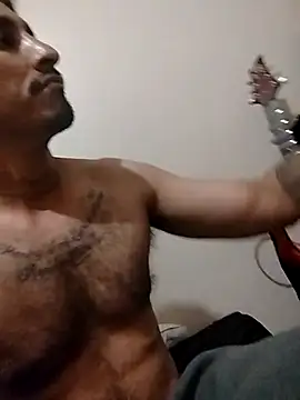 Snapshot of m8je chatting on 2, 11, 2025 m8je online show from 2, 11, 2025