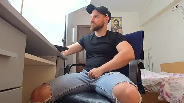 Snapshot of Ryanstone_ chatting on 18, 5, 2026 Ryanstone online show from 18, 5, 2026