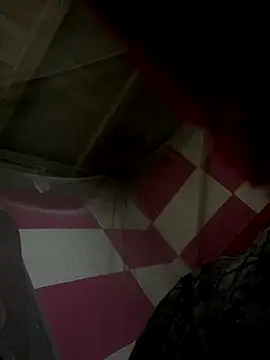 Snapshot of Li_ve chatting on 18, 12, 2025 Li ve online show from 18, 12, 2025