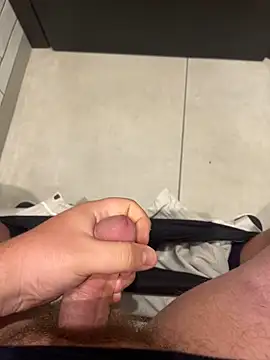 ChubbyBrit online show from 19, 11, 2025