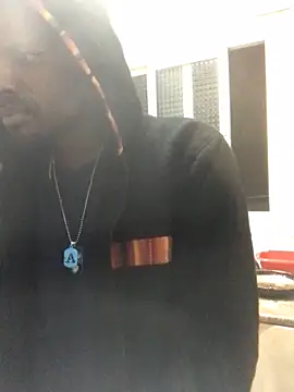 Snapshot of Angel23cm1 chatting on 28, 11, 2025 Angel23cm1 online show from 28, 11, 2025