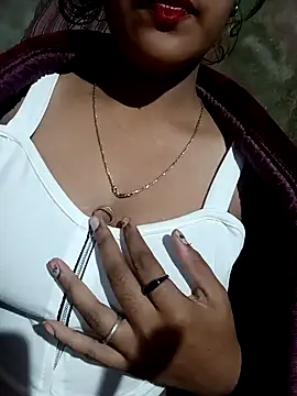 Snapshot of Aarti909090 chatting on 20, 12, 2025 Aarti909090 online show from 20, 12, 2025