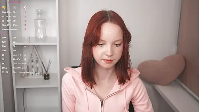 Snapshot of MaisieStarlight chatting on 18, 2, 2026 MaisieStarlight online show from 18, 2, 2026