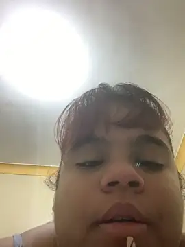 Snapshot of Ari_nny chatting on 18, 11, 2025 Ari nny online show from 18, 11, 2025