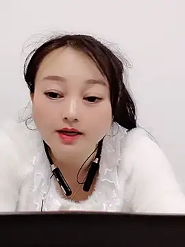 Snapshot of Alice-Baby520 chatting on 3, 11, 2025 Alice-Baby520 online show from 3, 11, 2025