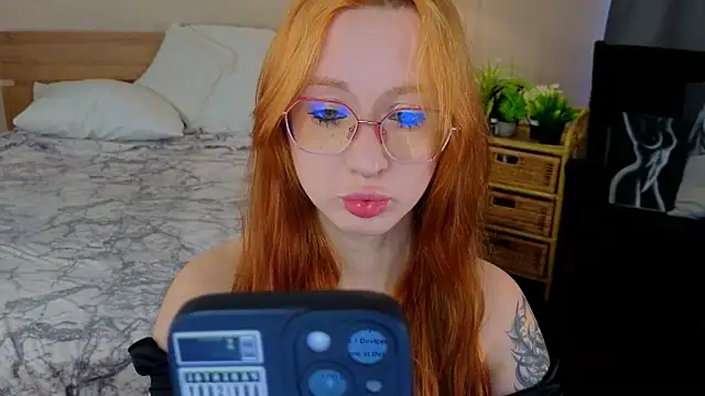 WICKEDEMBER online show from 20, 3, 2026