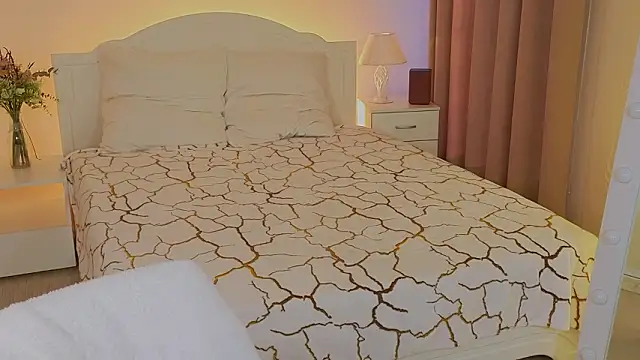 WICKEDEMBER online show from 23, 3, 2026