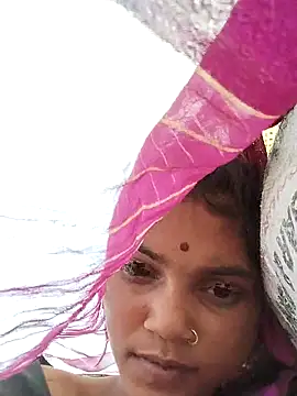 Jooli cuty online show from 13, 3, 2026