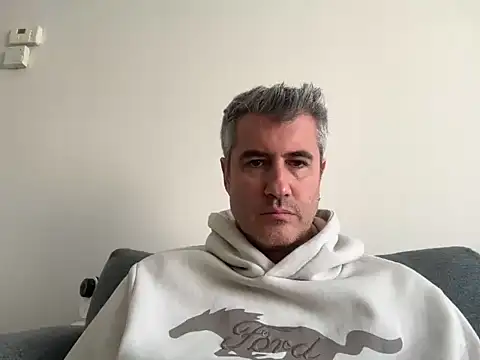 Snapshot of aprendiendo44 chatting on 3, 11, 2025 aprendiendo44 online show from 3, 11, 2025