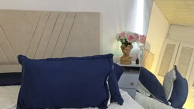 Snapshot of NatashaBlade_ chatting on 10, 11, 2025 NatashaBlade online show from 10, 11, 2025