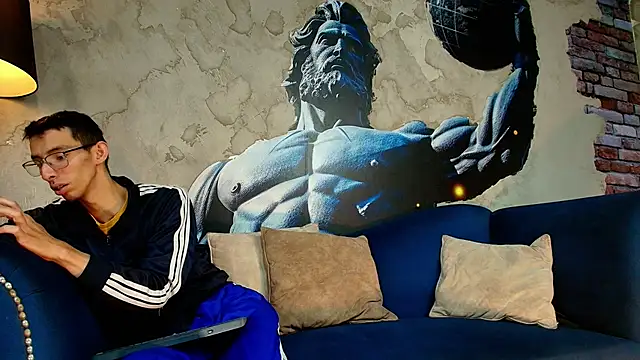 ZyroNight online show from 5, 1, 2026