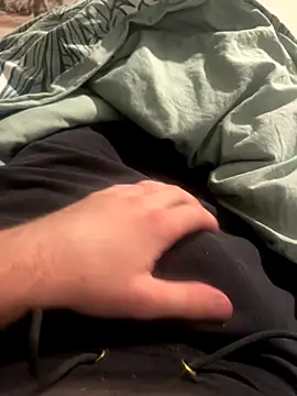 Snapshot of jeanblin8 chatting on 5, 11, 2025 jeanblin8 online show from 5, 11, 2025