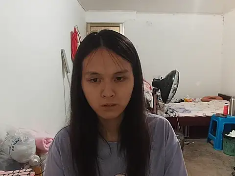 Snapshot of RebelAura chatting on 6, 6, 2026 RebelAura online show from 6, 6, 2026