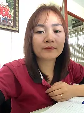 Snapshot of Bana-gibee chatting on 12, 11, 2025 Bana-gibee online show from 12, 11, 2025