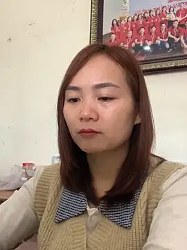 Snapshot of Bana-gibee chatting on 16, 12, 2025 Bana-gibee online show from 16, 12, 2025