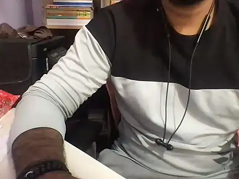 Snapshot of KingCobra_07 chatting on 9, 6, 2026 KingCobra 07 online show from 9, 6, 2026