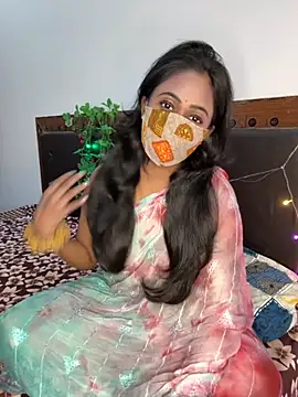 Snapshot of Desiqueen2 chatting on 8, 11, 2025 Desiqueen2 online show from 8, 11, 2025