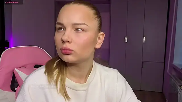 Lunar Flare online show from 19, 11, 2025