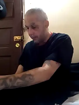 Snapshot of feoggt chatting on 6, 1, 2026 feoggt online show from 6, 1, 2026