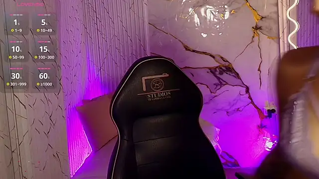 PEACHY TAY online show from 12, 2, 2026