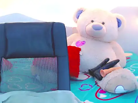 NharaBigCock online show from 17, 4, 2026