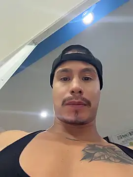 Snapshot of RaySullivan chatting on 9, 4, 2026 RaySullivan online show from 9, 4, 2026