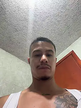 Snapshot of RaySullivan chatting on 8, 6, 2026 RaySullivan online show from 8, 6, 2026