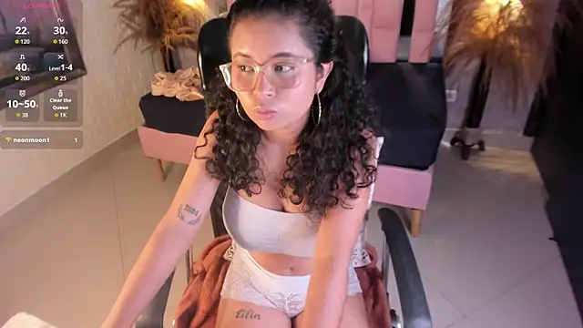 Snapshot of griselle_rousse chatting on 10, 11, 2025 griselle rousse online show from 10, 11, 2025