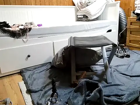 AgnesCross39 online show from 8, 3, 2026