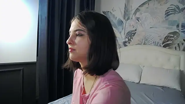 Snapshot of Ruby_de_Cherry chatting on 6, 11, 2025 Ruby de Cherry online show from 6, 11, 2025