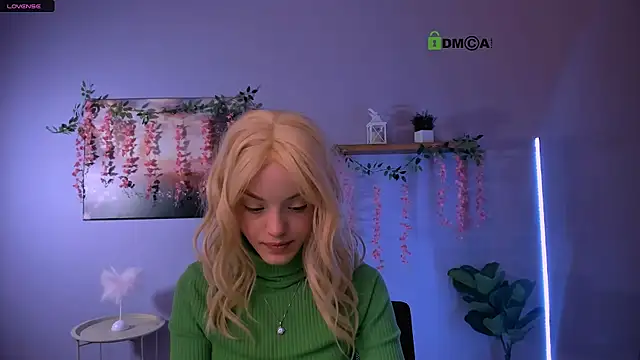 Snapshot of mia_starrr_ chatting on 9, 2, 2026 mia starrr online show from 9, 2, 2026