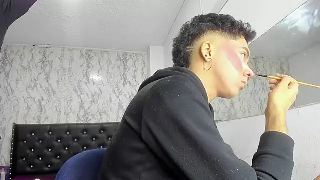 Lovers Spicy online show from 2, 12, 2025