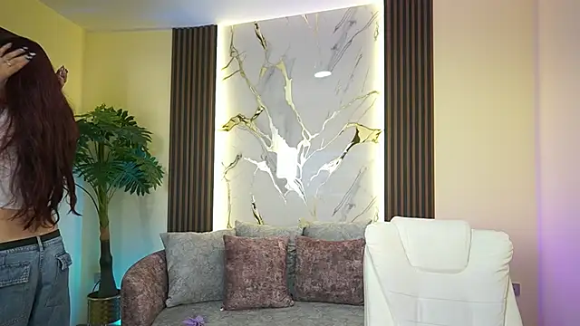 TessaaFox online show from 3, 12, 2025