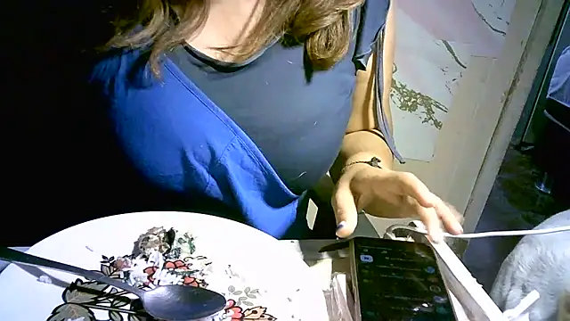 Snapshot of Zulreyna chatting on 20, 5, 2026 Zulreyna online show from 20, 5, 2026