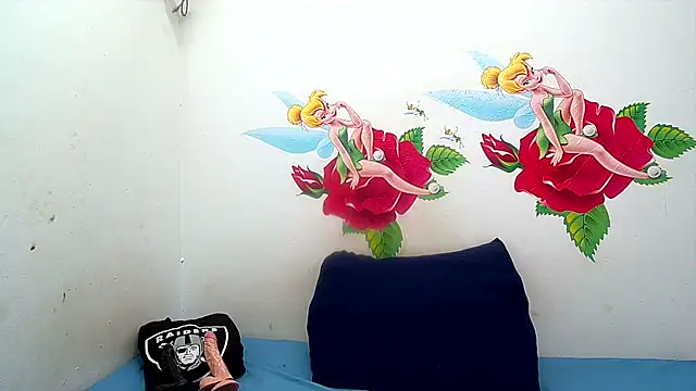 NaughtyChic28 online show from 12, 1, 2026