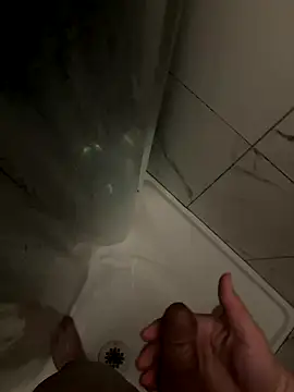 Snapshot of mixedswanger chatting on 17, 11, 2025 mixedswanger online show from 17, 11, 2025