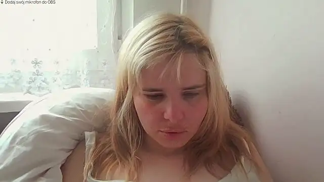 Snapshot of HornyElena chatting on 17, 5, 2026 HornyElena online show from 17, 5, 2026