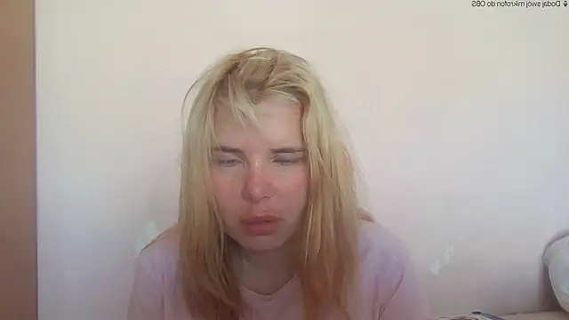 Snapshot of HornyElena chatting on 28, 5, 2026 HornyElena online show from 28, 5, 2026