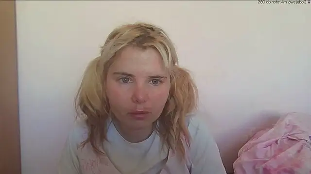 Snapshot of HornyElena chatting on 29, 5, 2026 HornyElena online show from 29, 5, 2026