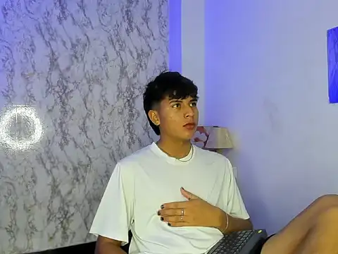 Valentino Lane online show from 12, 2, 2026