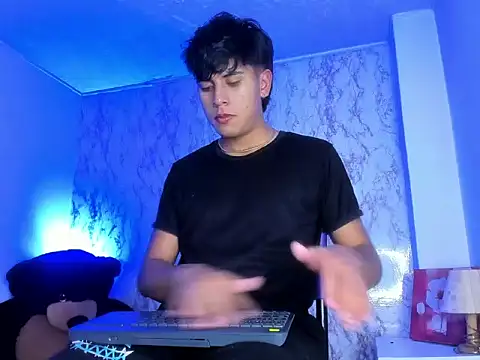 Valentino Lane online show from 14, 2, 2026