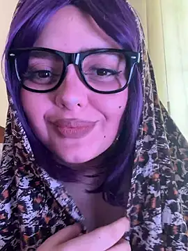 Snapshot of candicewest_ chatting on 19, 6, 2026 candicewest online show from 19, 6, 2026