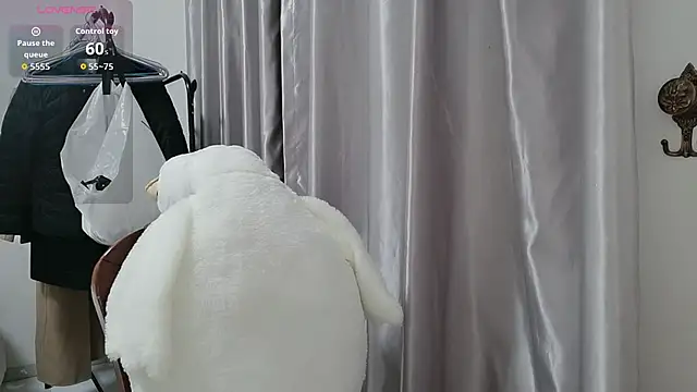 Snapshot of Wanwan61 chatting on 29, 11, 2025 Wanwan61 online show from 29, 11, 2025