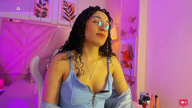 DemiJones  online show from 23, 12, 2025